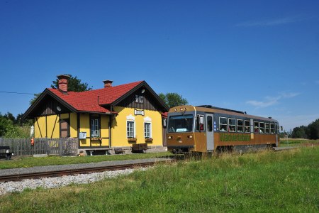 Goldener Triebwagen der Waldviertelbahn, © NB/knipserl.at