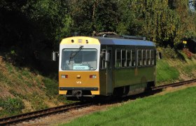 Goldener Triebwagen der Waldviertelbahn