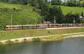 Mariazellerbahn: Himmelstreppe mit Panoramawagen, © NB/Patrick Danner